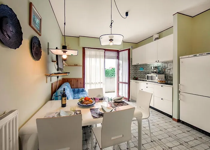 アパート Edera With Balcony Few Steps From Sea - Happy *