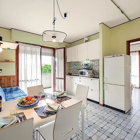 Apartament Edera With Balcony Few Steps From Sea - Happy