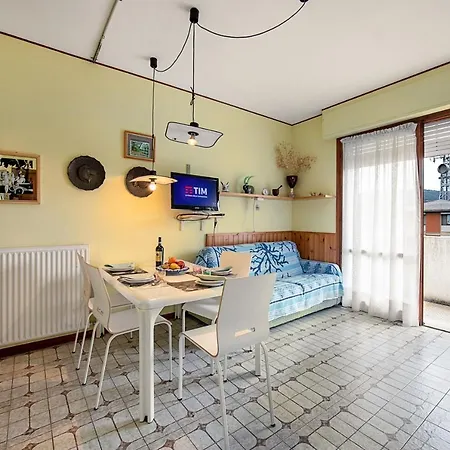 Apartment Edera With Balcony Few Steps From Sea - Happy San Bartolomeo Al Mare